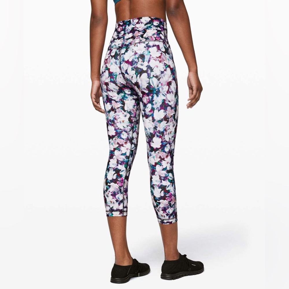 Lululemon Leggings Utopia Multi size 6